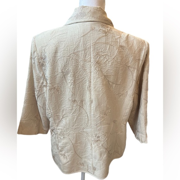TanJay Beige Embroidered Lined Blazer 3/4 Sleeve Size  12 - Picture 3 of 4